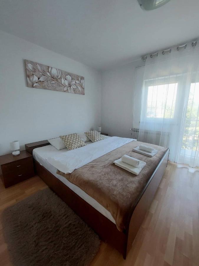 Dream Apartment Otocac Bagian luar foto
