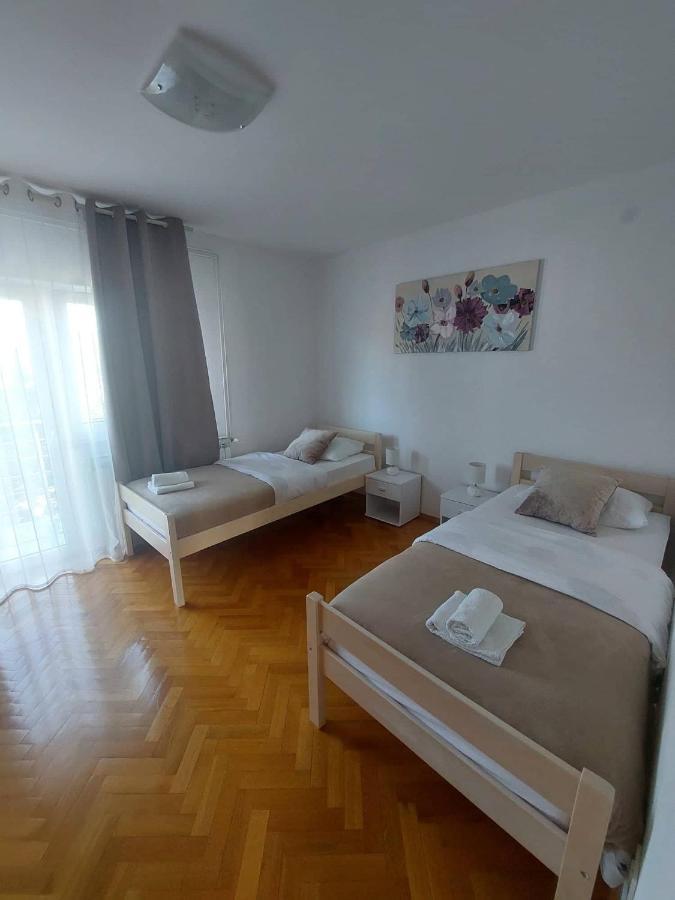 Dream Apartment Otocac Bagian luar foto